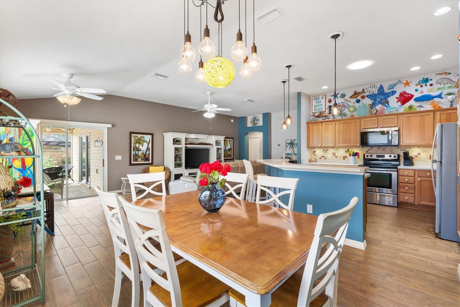 DINING ROOM OPEN FLOOR PLAN DINING ROOM OPEN FLOOR PLAN