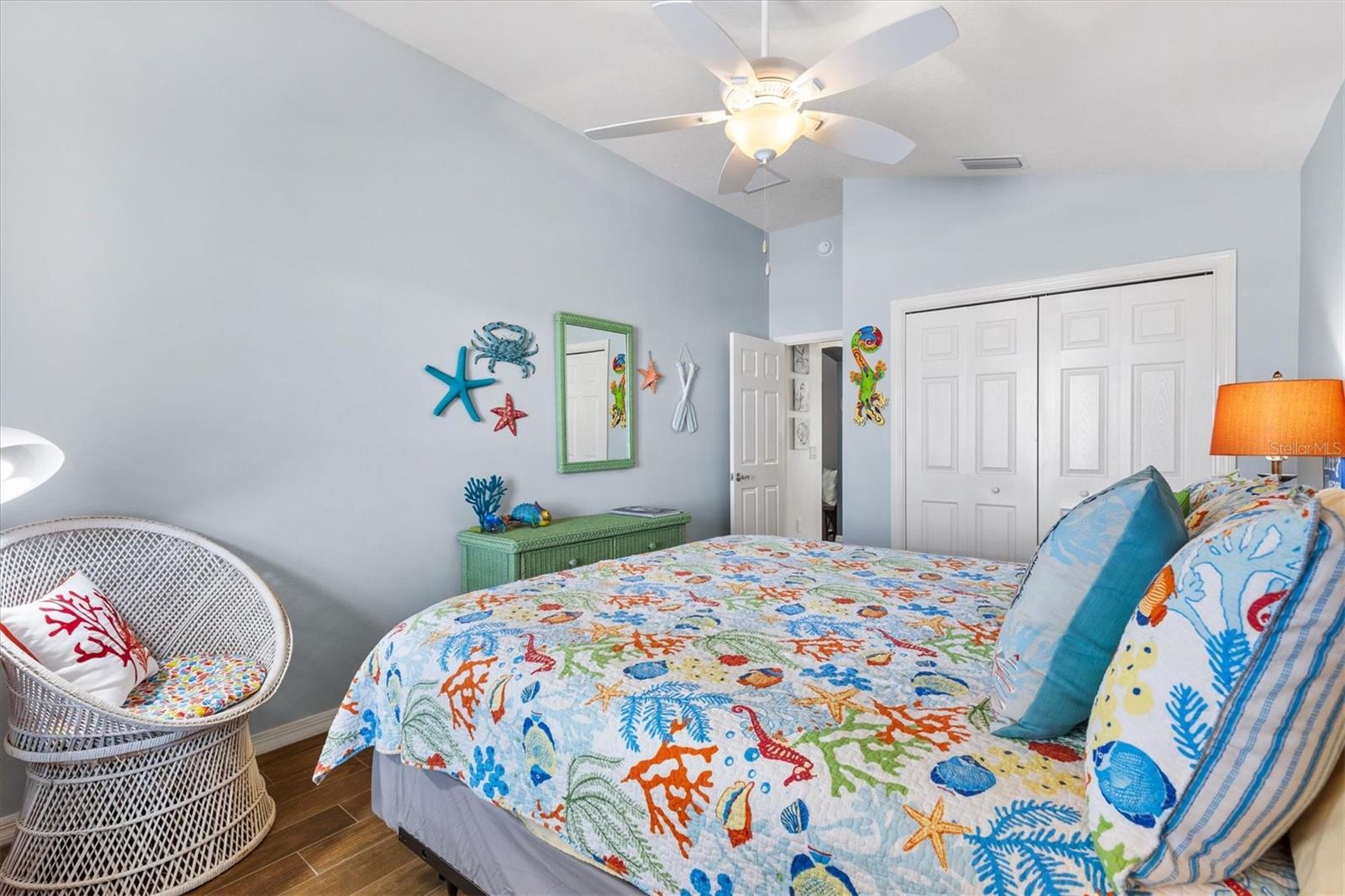 3 ND BEDROOMKING SIZE BED