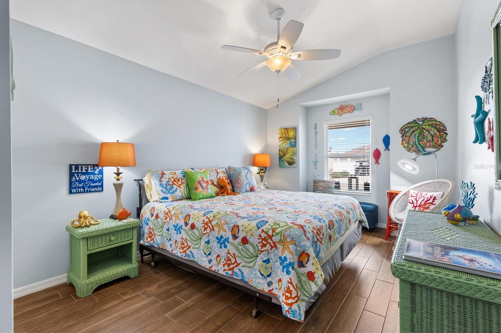 3ND  BEDROOM KING SIZE BED