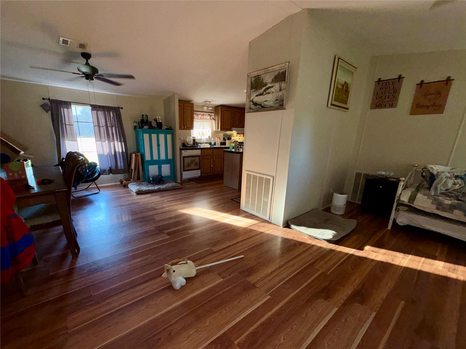 25207 JEFFERSON STREET, Astatula, FL 34705