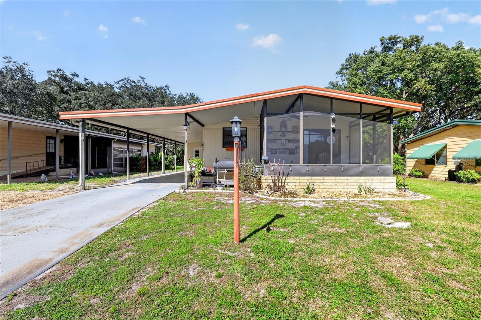 2005 STACEY DR, Mount Dora, FL 32757