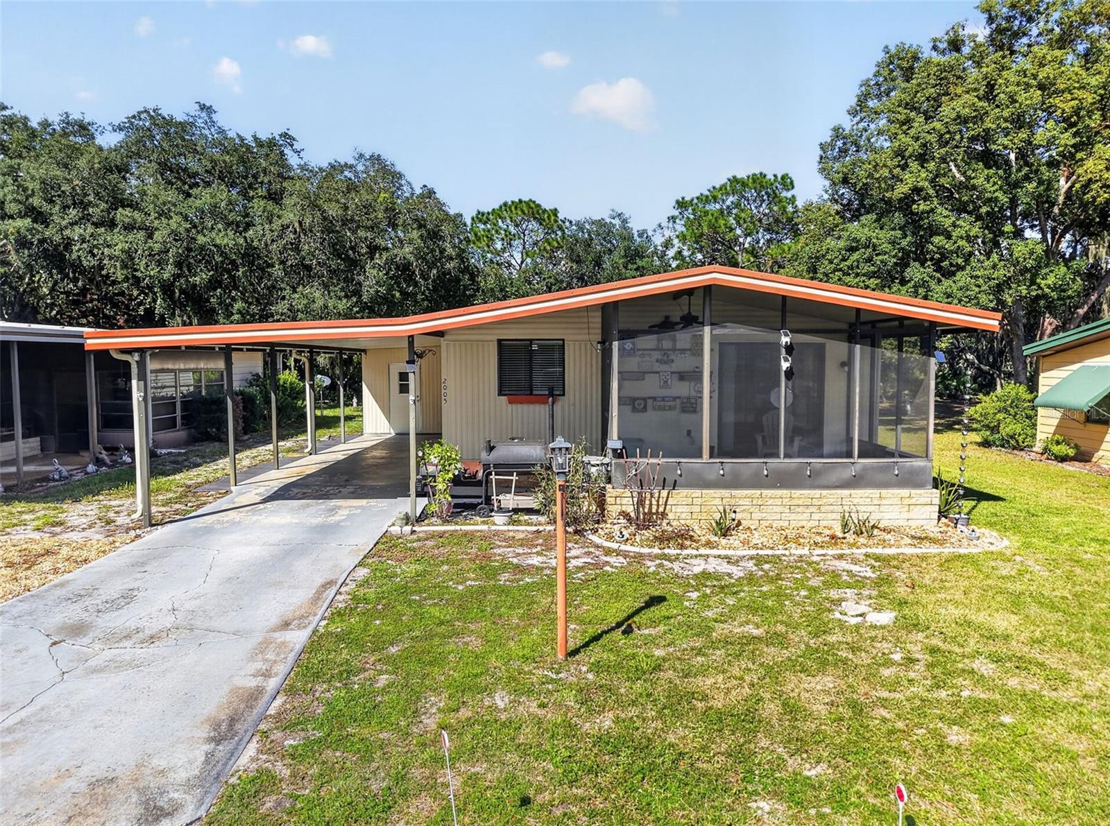 2005 STACEY DR, Mount Dora, FL 32757