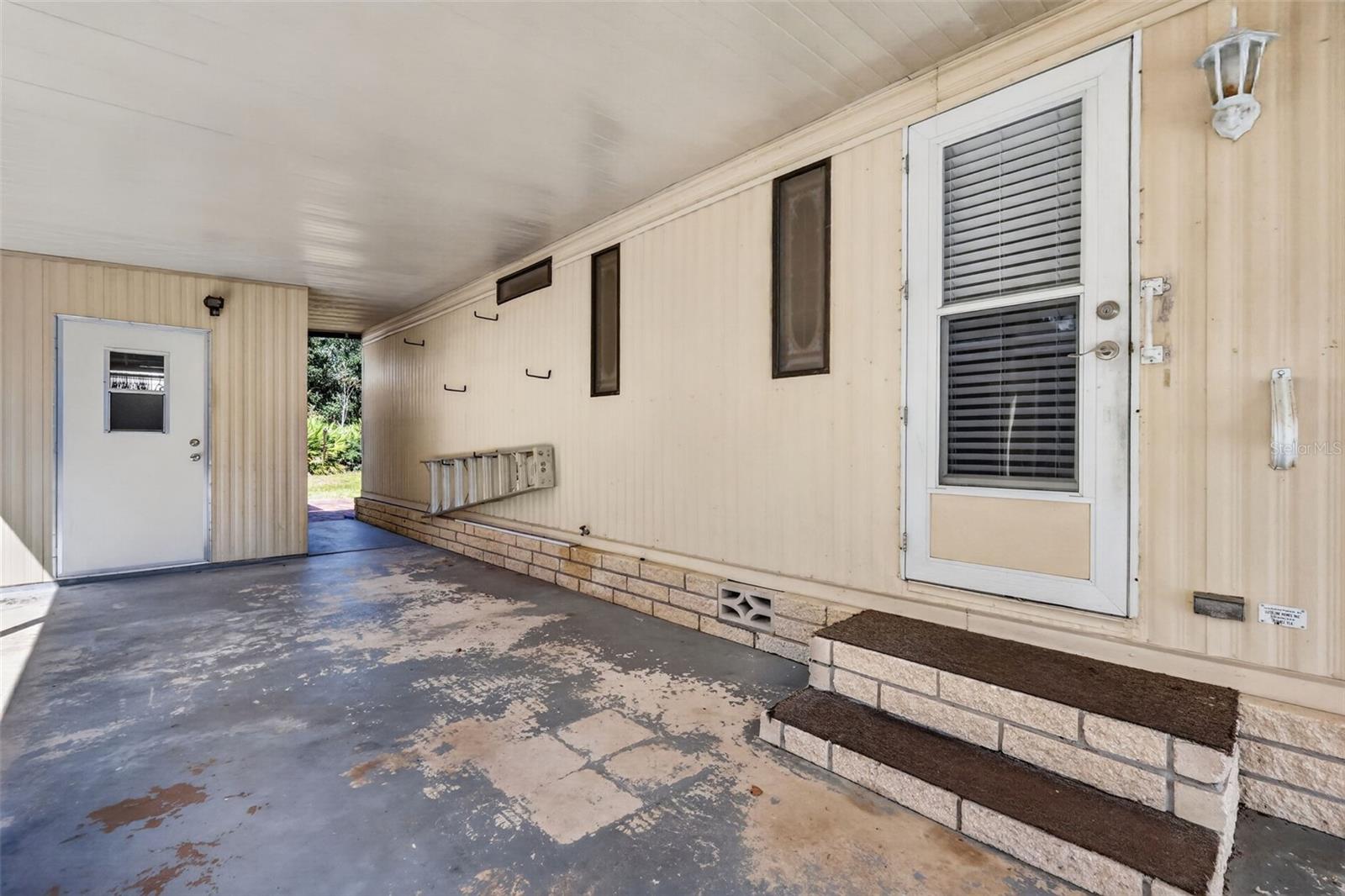 2005 STACEY DR, Mount Dora, FL 32757