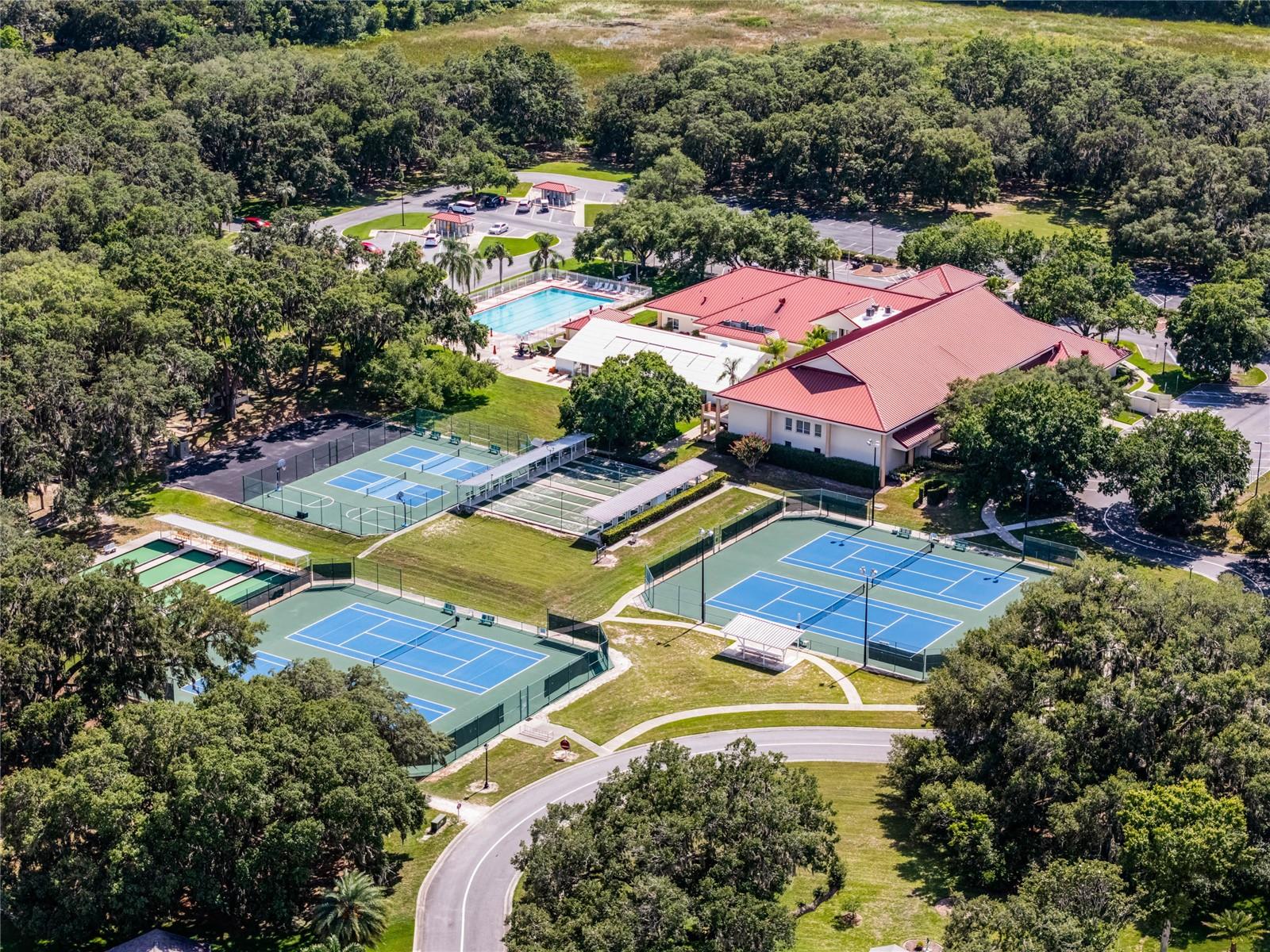 26949 RACQUET CIRCLE, Leesburg, FL 34748