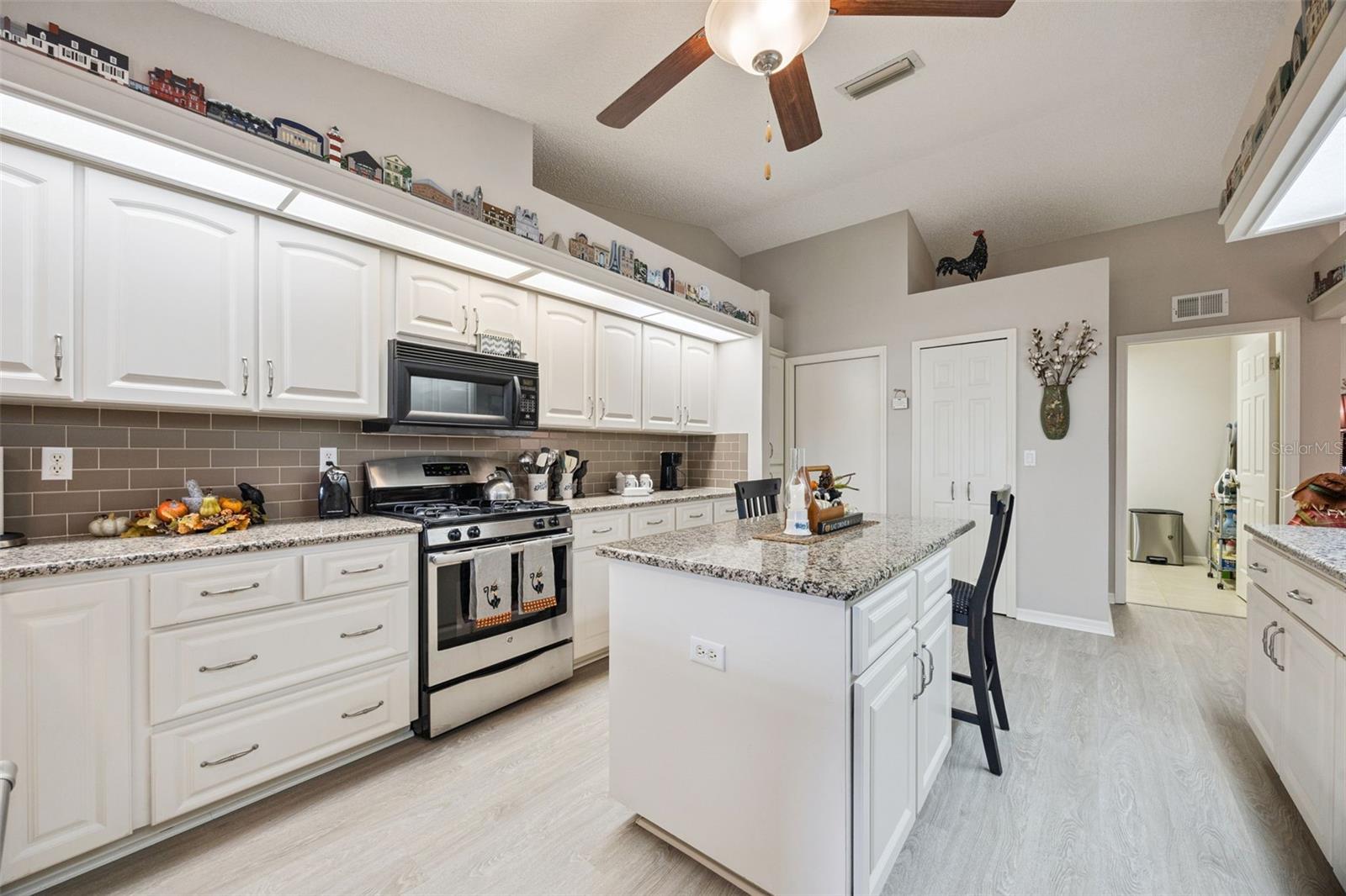 26949 RACQUET CIRCLE, Leesburg, FL 34748