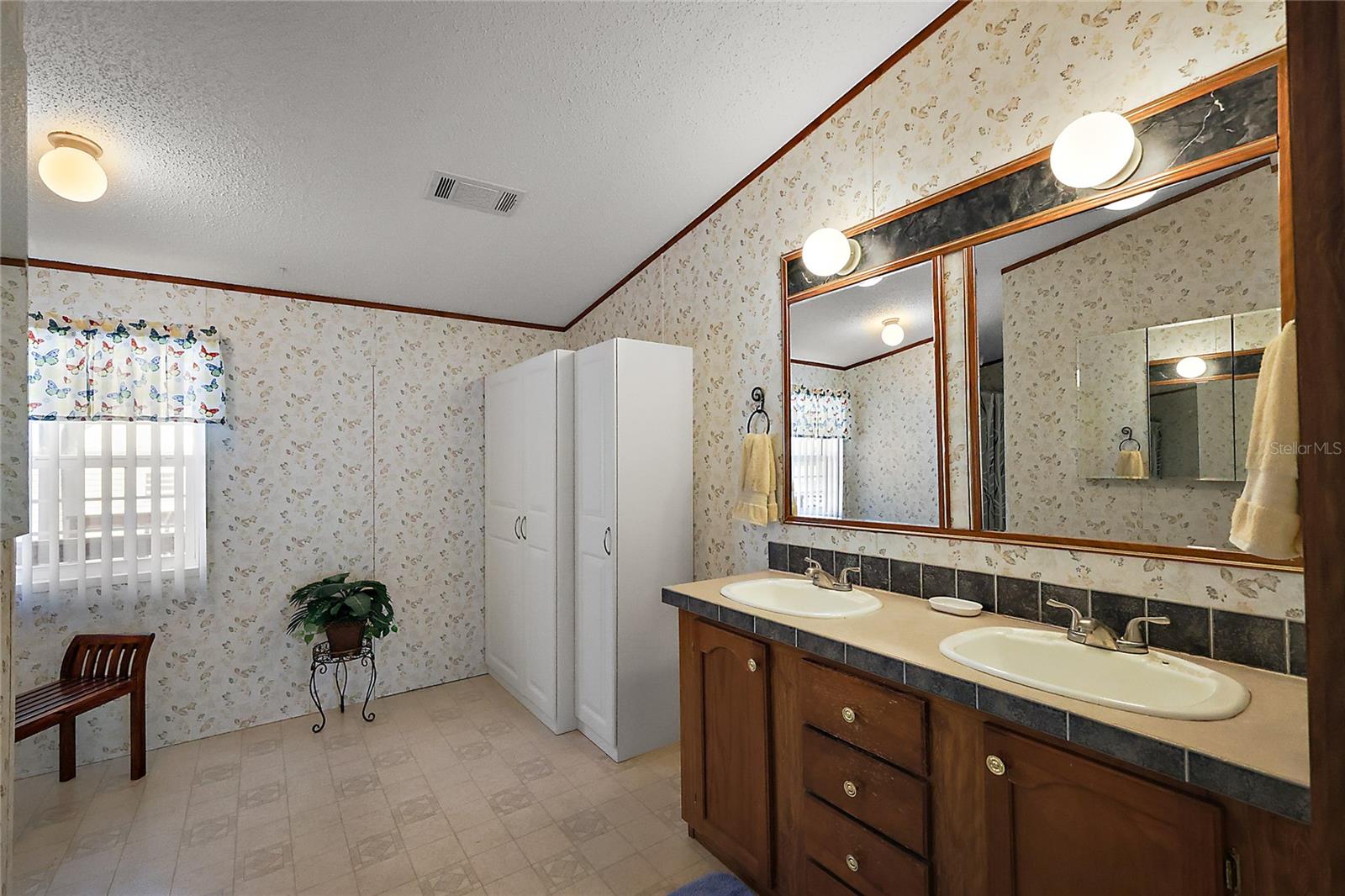 37945 MONTICELLO STREET, Leesburg, FL 34788