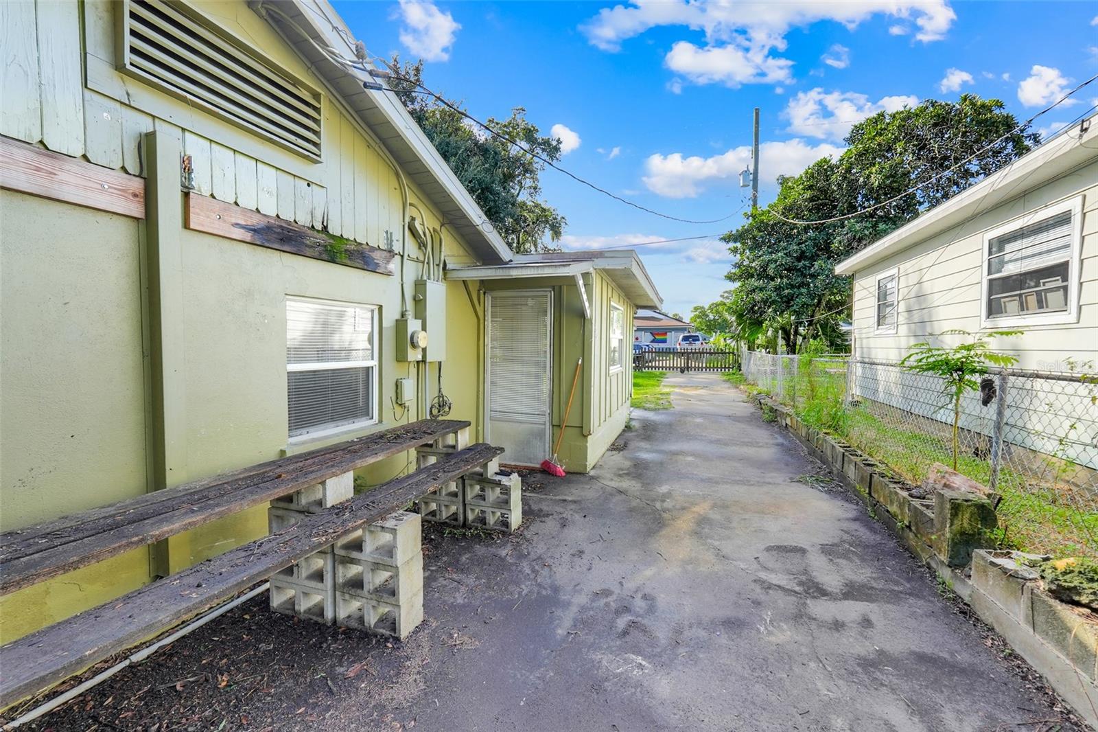 2015 PAGE AVENUE, Orlando, FL 32806