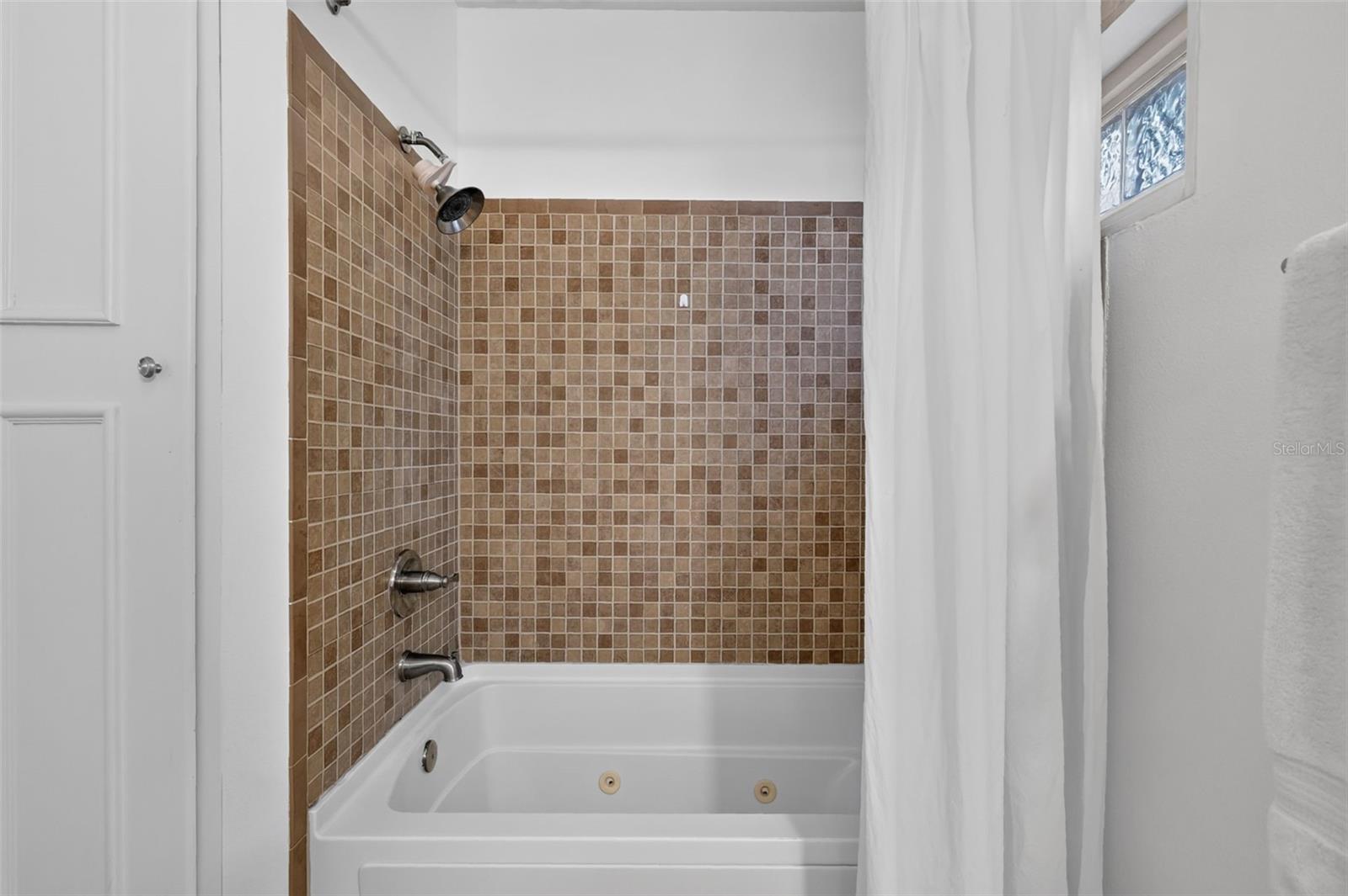 342 S CLAYTON STREET, Mount Dora, FL 32757