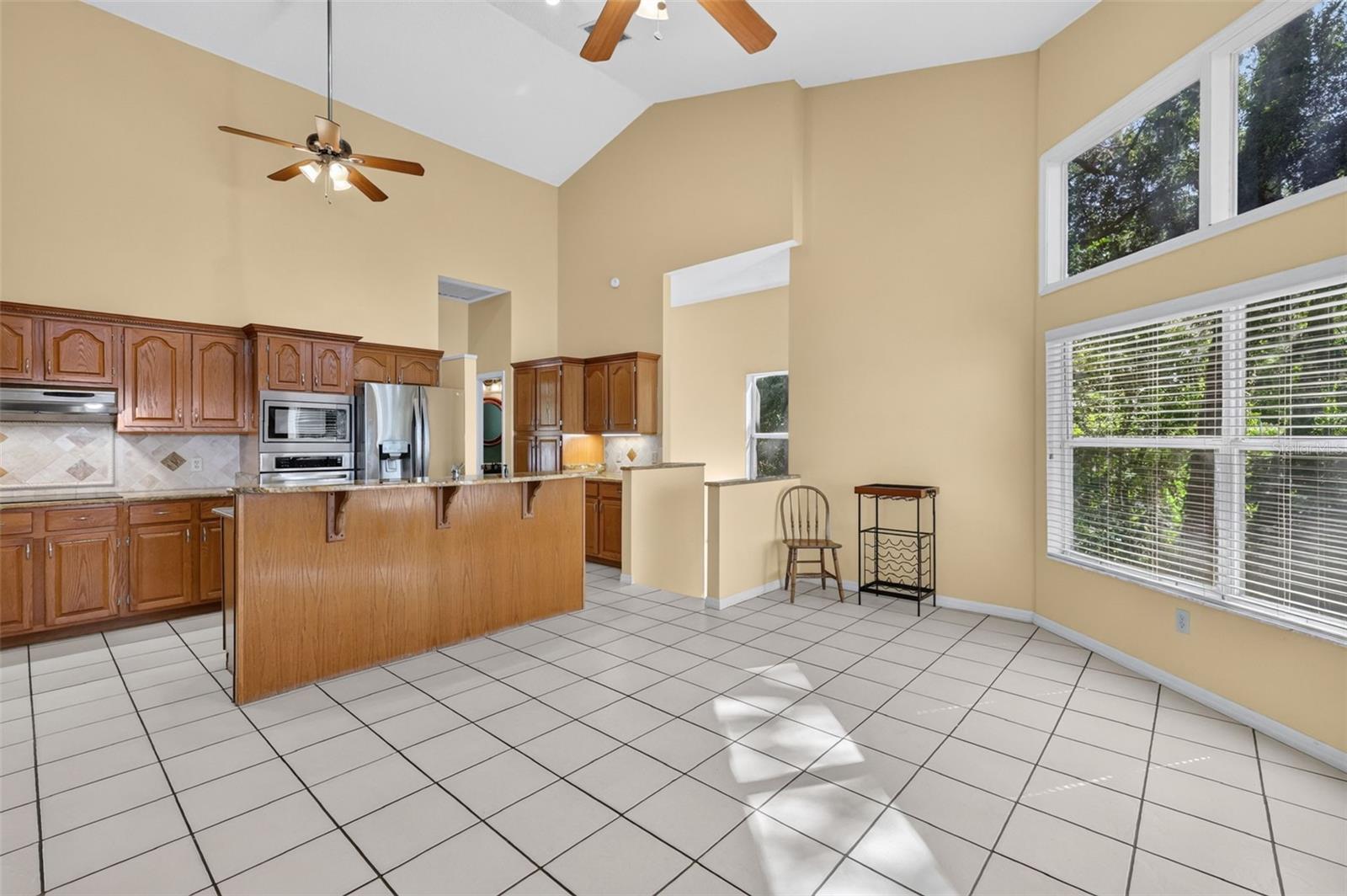 2103 E CROOKED LAKE DRIVE, Eustis, FL 32726