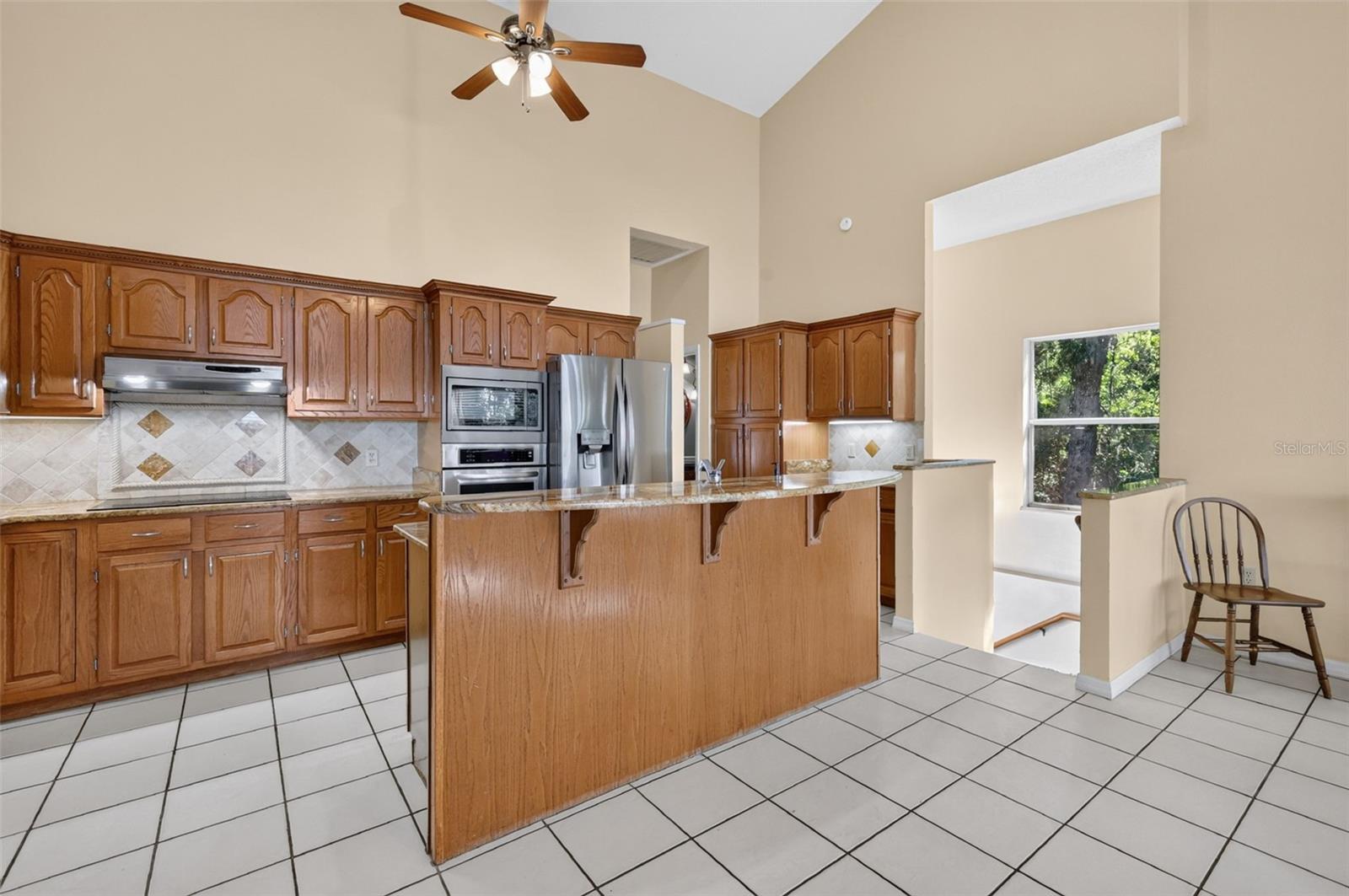 2103 E CROOKED LAKE DRIVE, Eustis, FL 32726