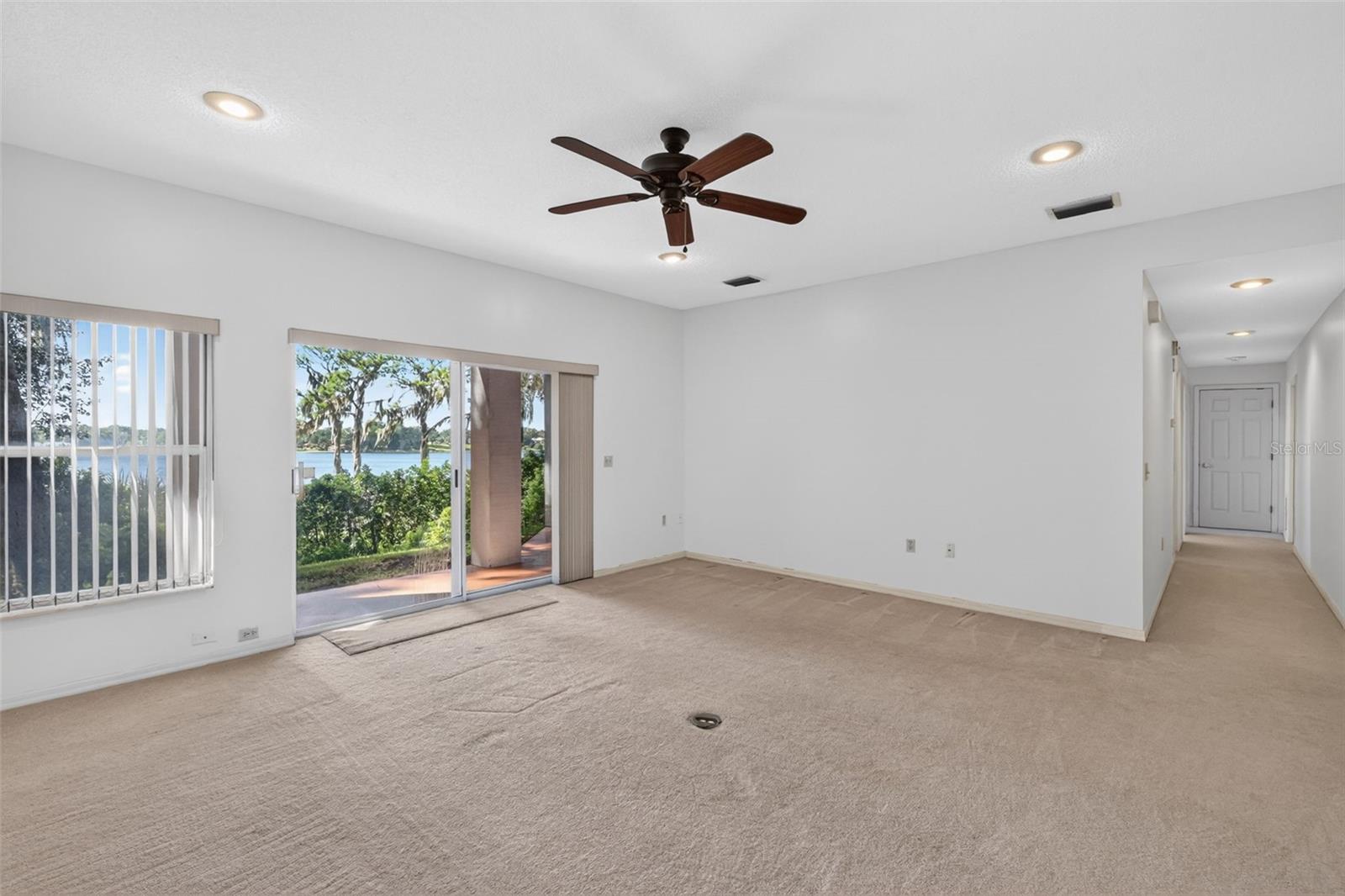 2103 E CROOKED LAKE DRIVE, Eustis, FL 32726