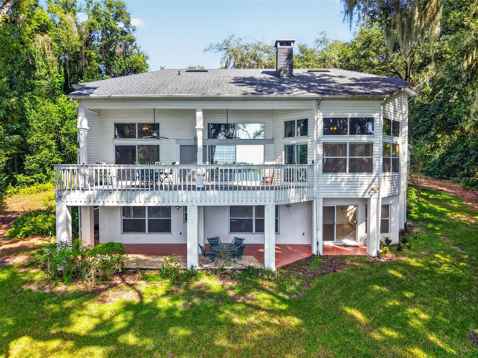 2103 E CROOKED LAKE DRIVE, Eustis, FL 32726