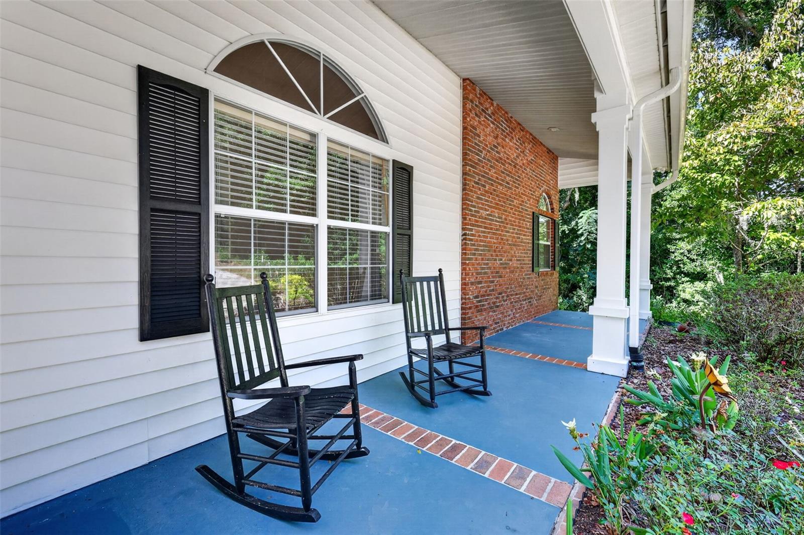 2103 E CROOKED LAKE DRIVE, Eustis, FL 32726