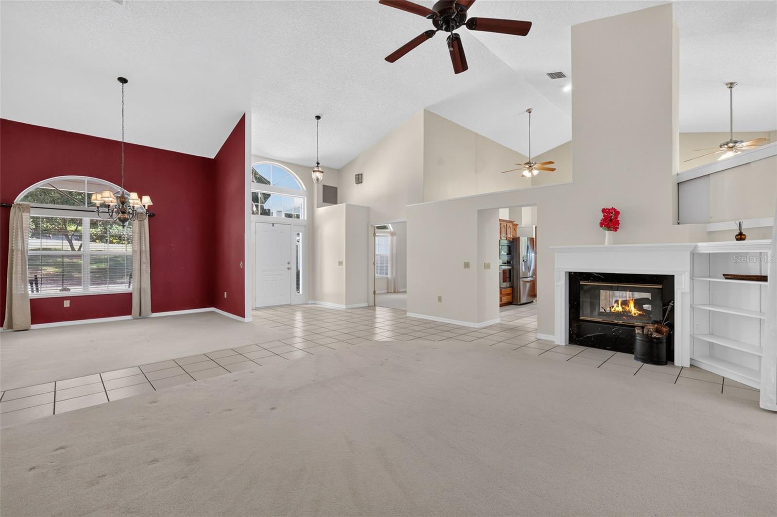 2103 E CROOKED LAKE DRIVE, Eustis, FL 32726