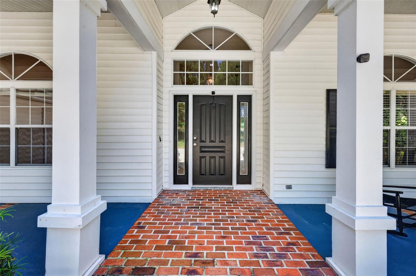 2103 E CROOKED LAKE DRIVE, Eustis, FL 32726