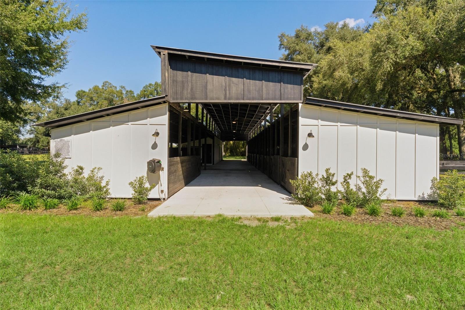 1640 CR 738, Webster, FL 33597