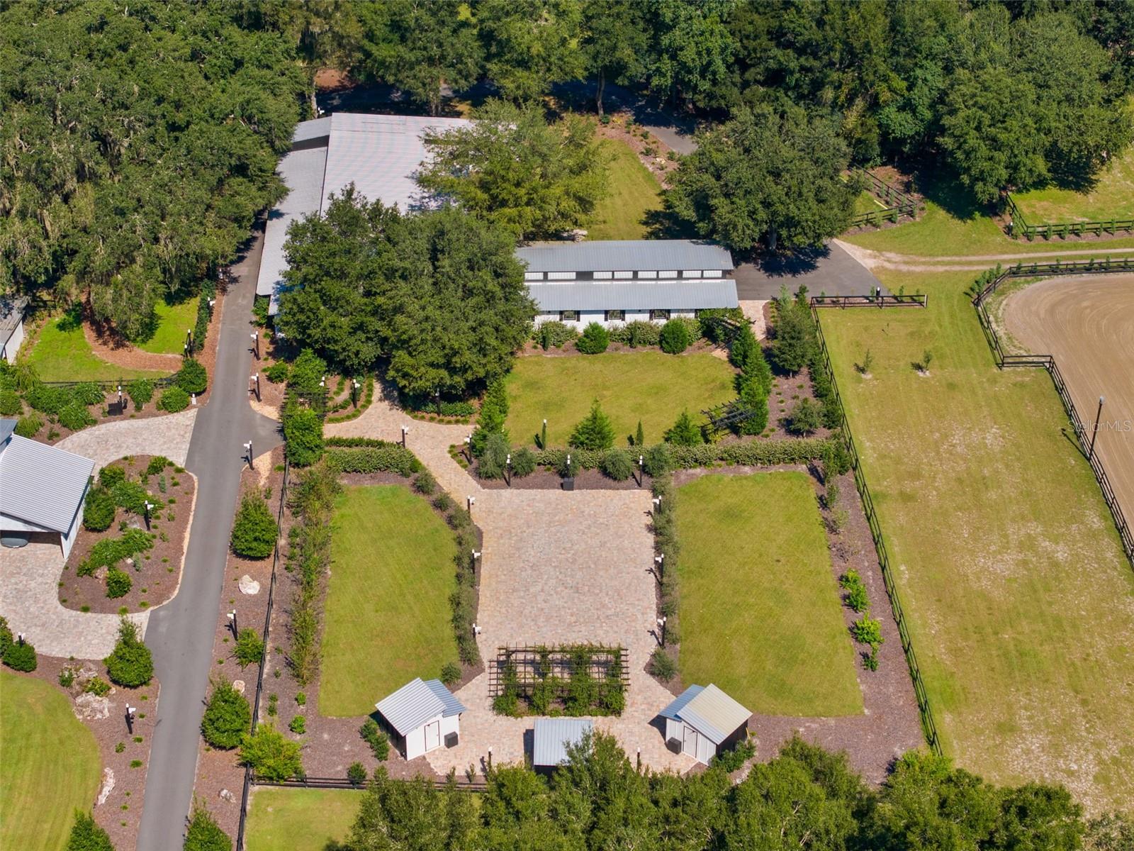 1640 CR 738, Webster, FL 33597