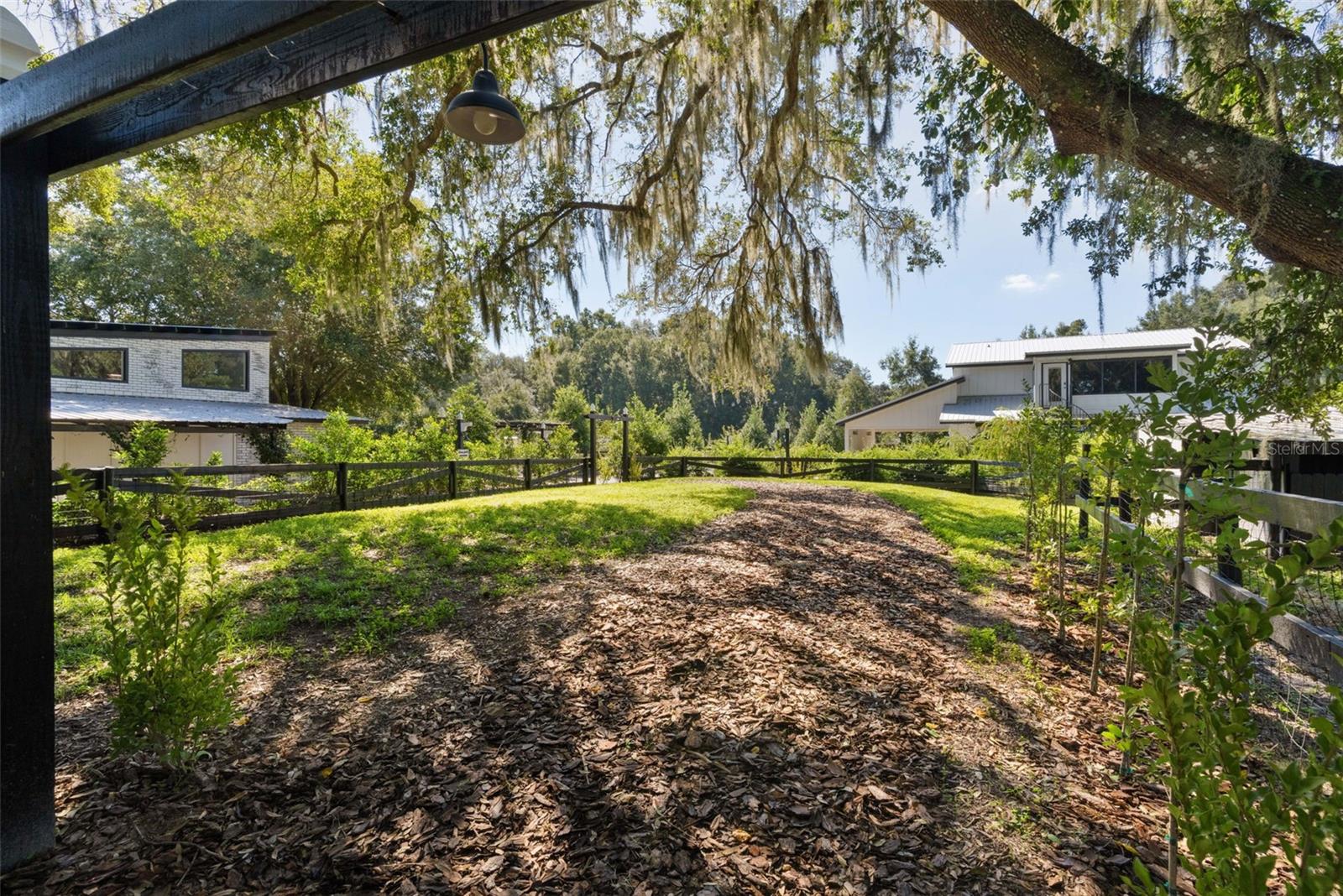 1640 CR 738, Webster, FL 33597