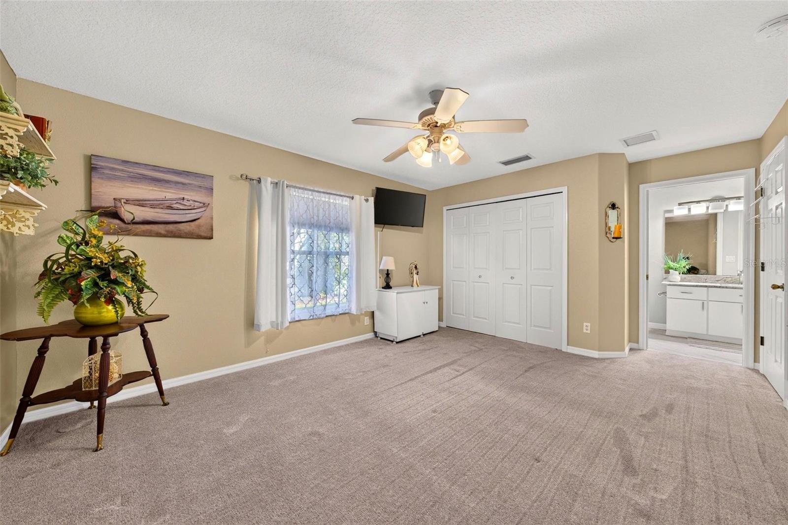 5486 BOUNTY CIRCLE, Tavares, FL 32778