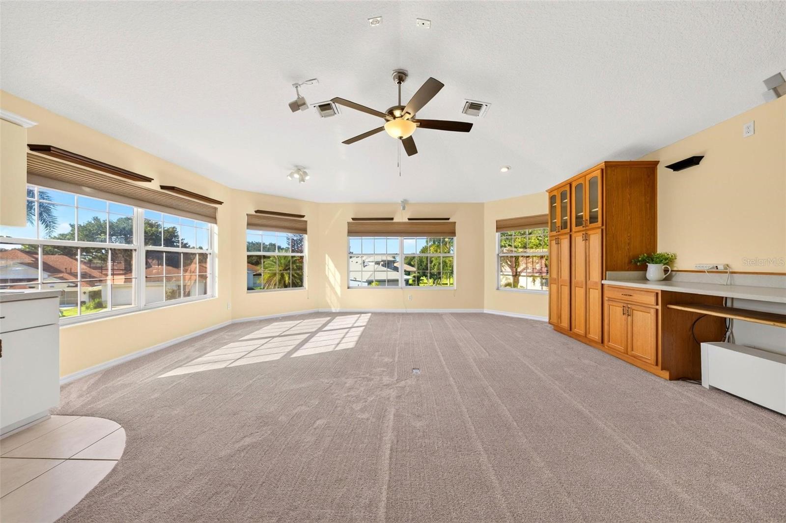 5486 BOUNTY CIRCLE, Tavares, FL 32778