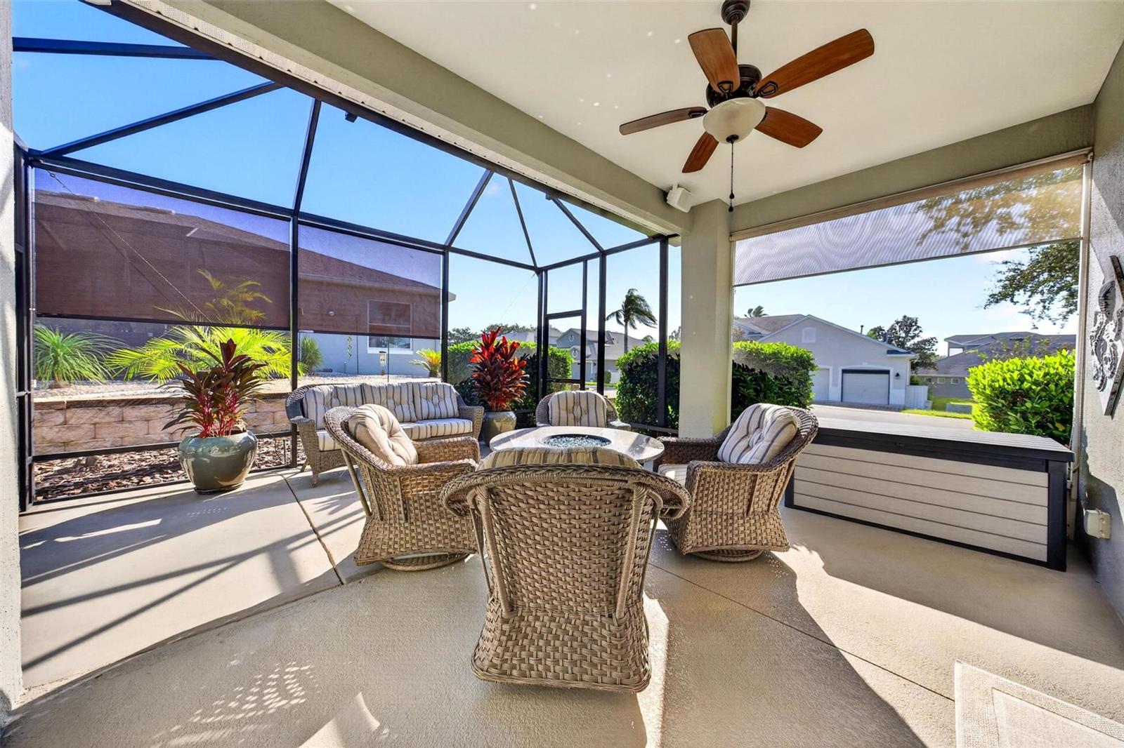 5486 BOUNTY CIRCLE, Tavares, FL 32778