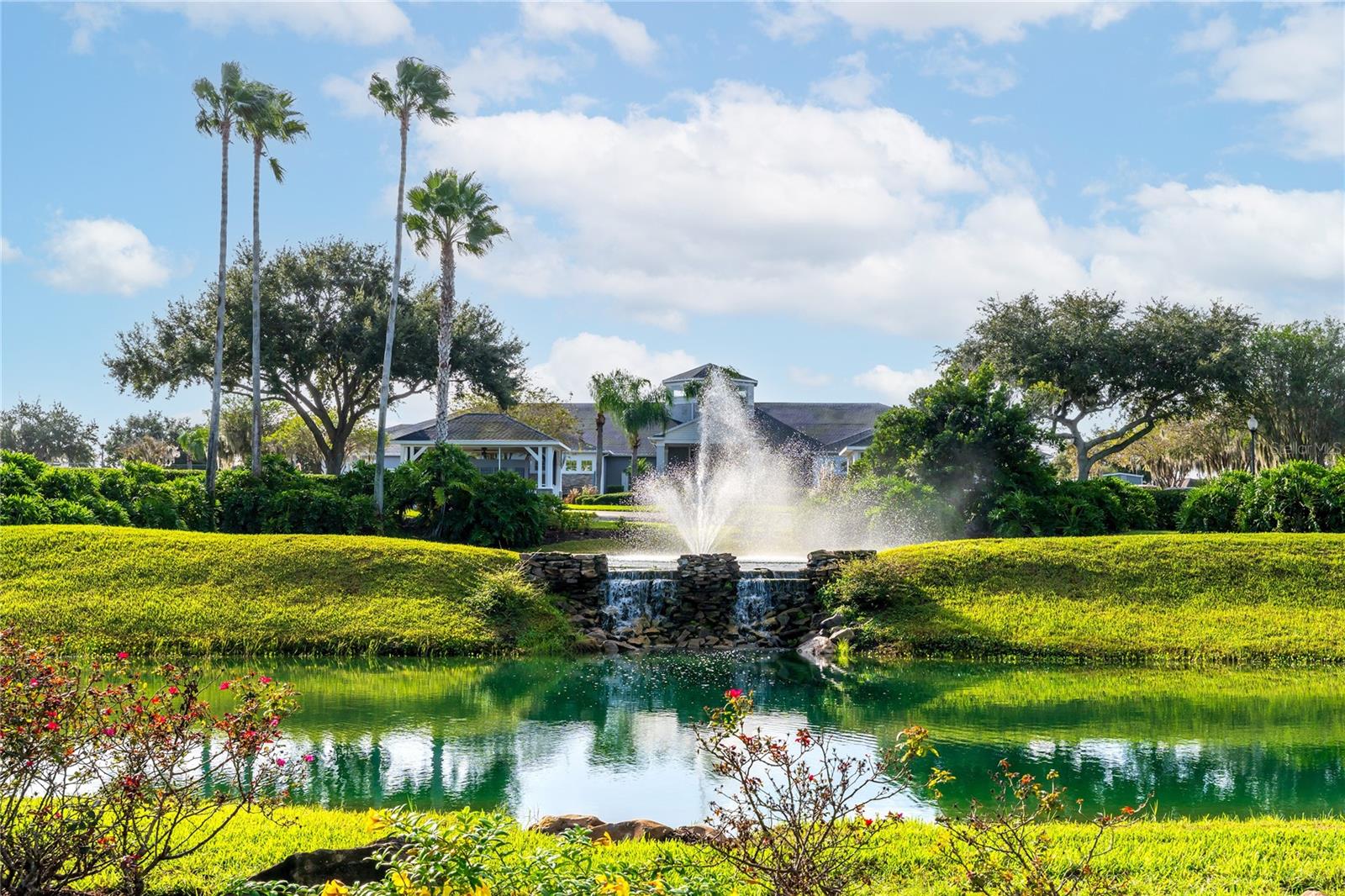5486 BOUNTY CIRCLE, Tavares, FL 32778
