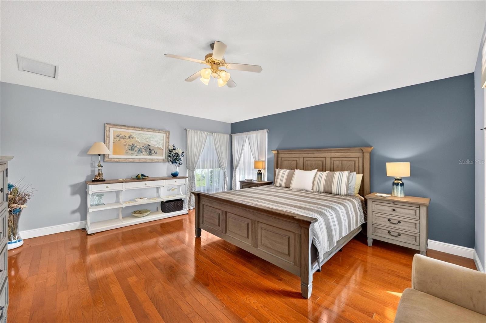 5486 BOUNTY CIRCLE, Tavares, FL 32778