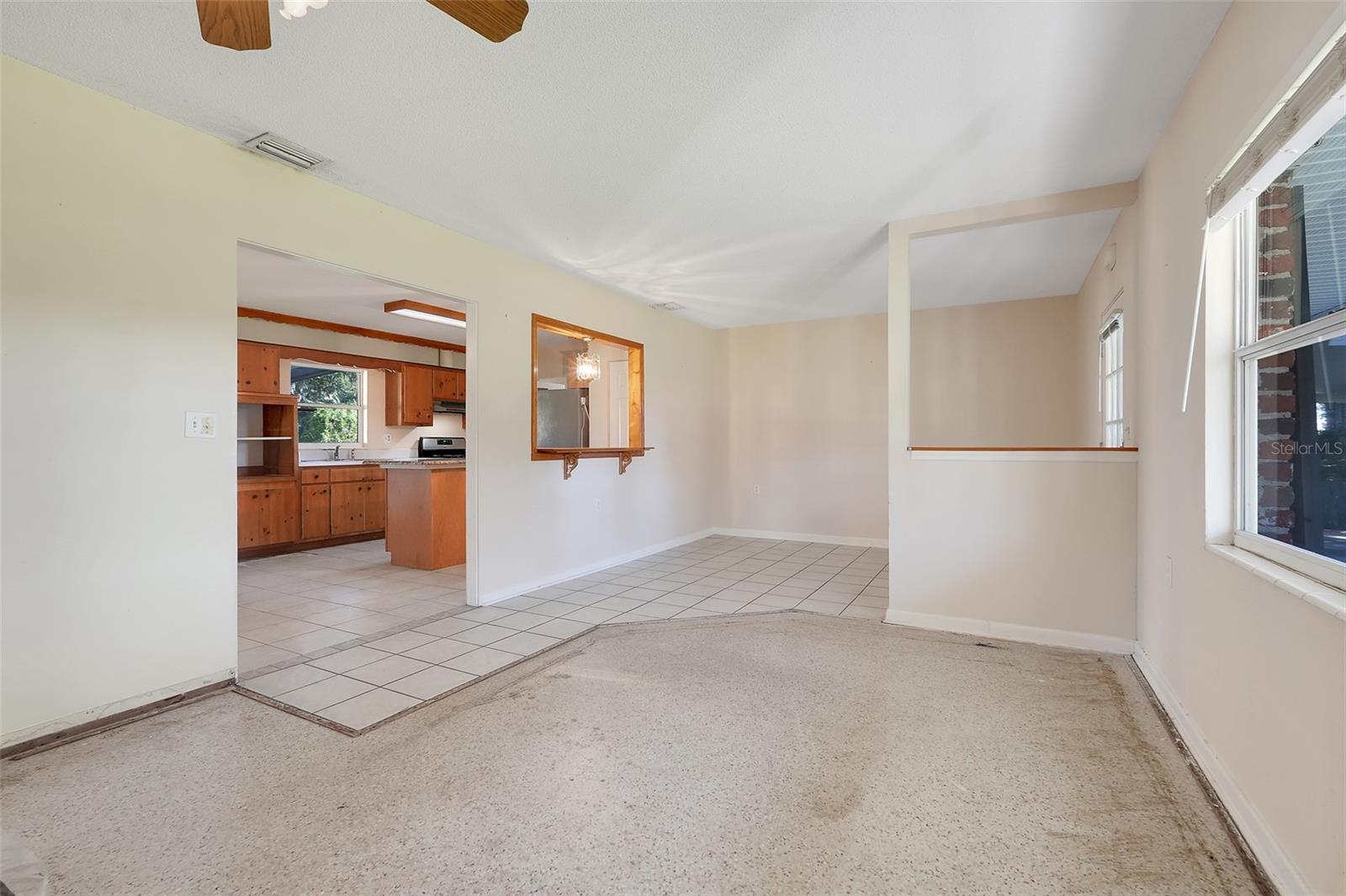 990 LINDEN STREET, Clermont, FL 34711