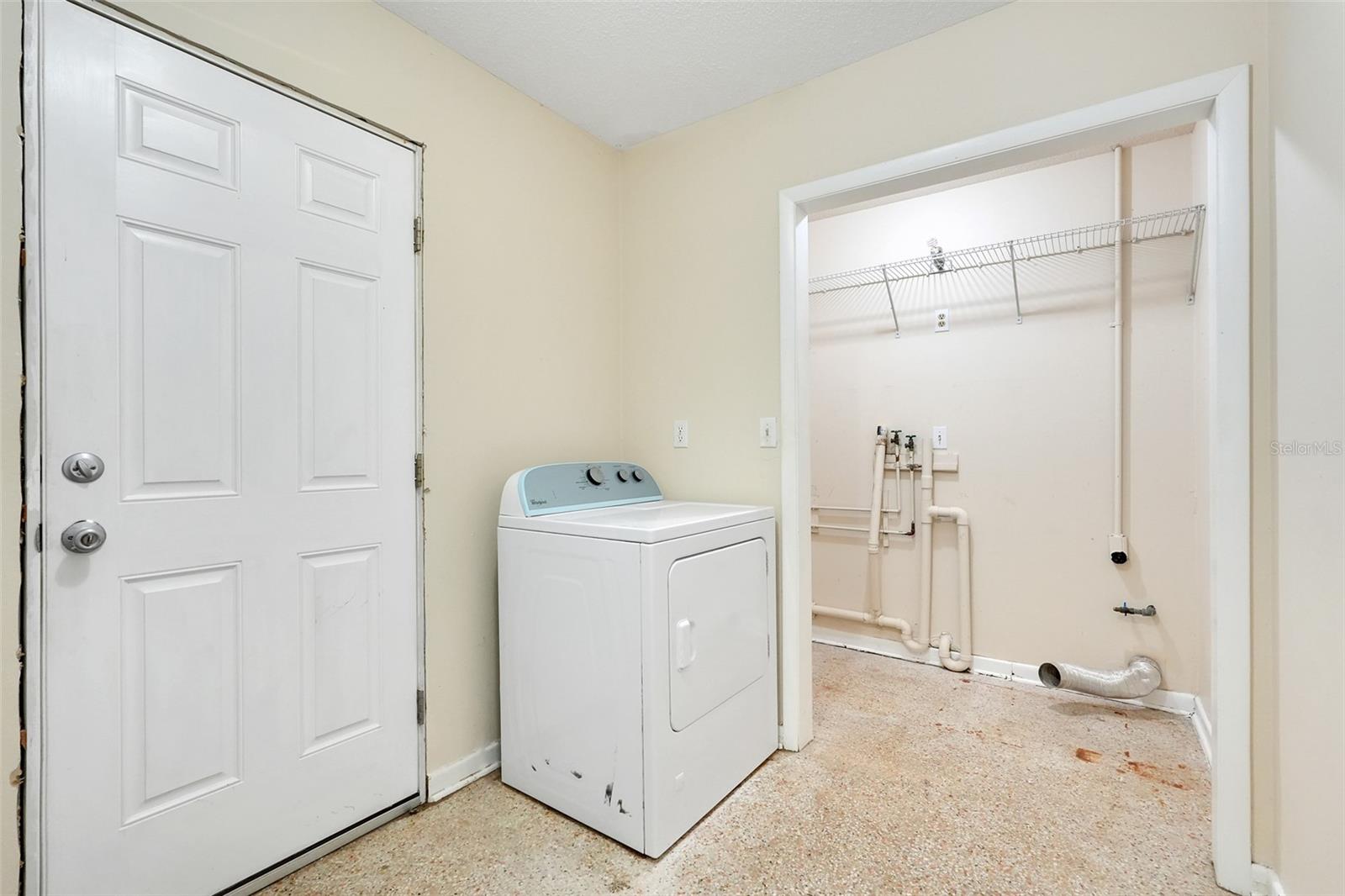 990 LINDEN STREET, Clermont, FL 34711