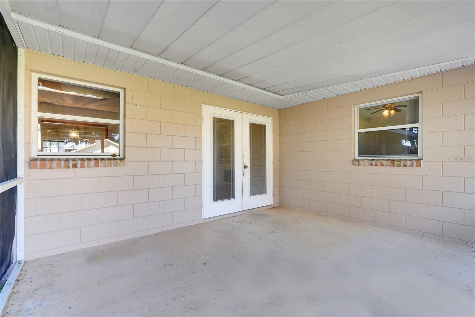 990 LINDEN STREET, Clermont, FL 34711