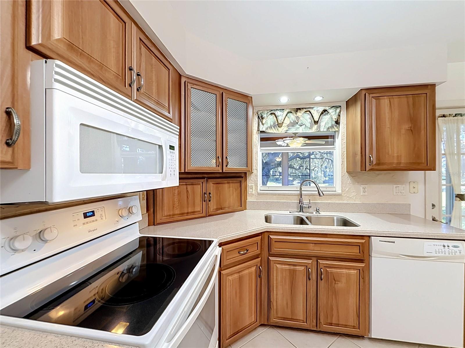 1428 NEW ABBEY AVENUE, Leesburg, FL 34788