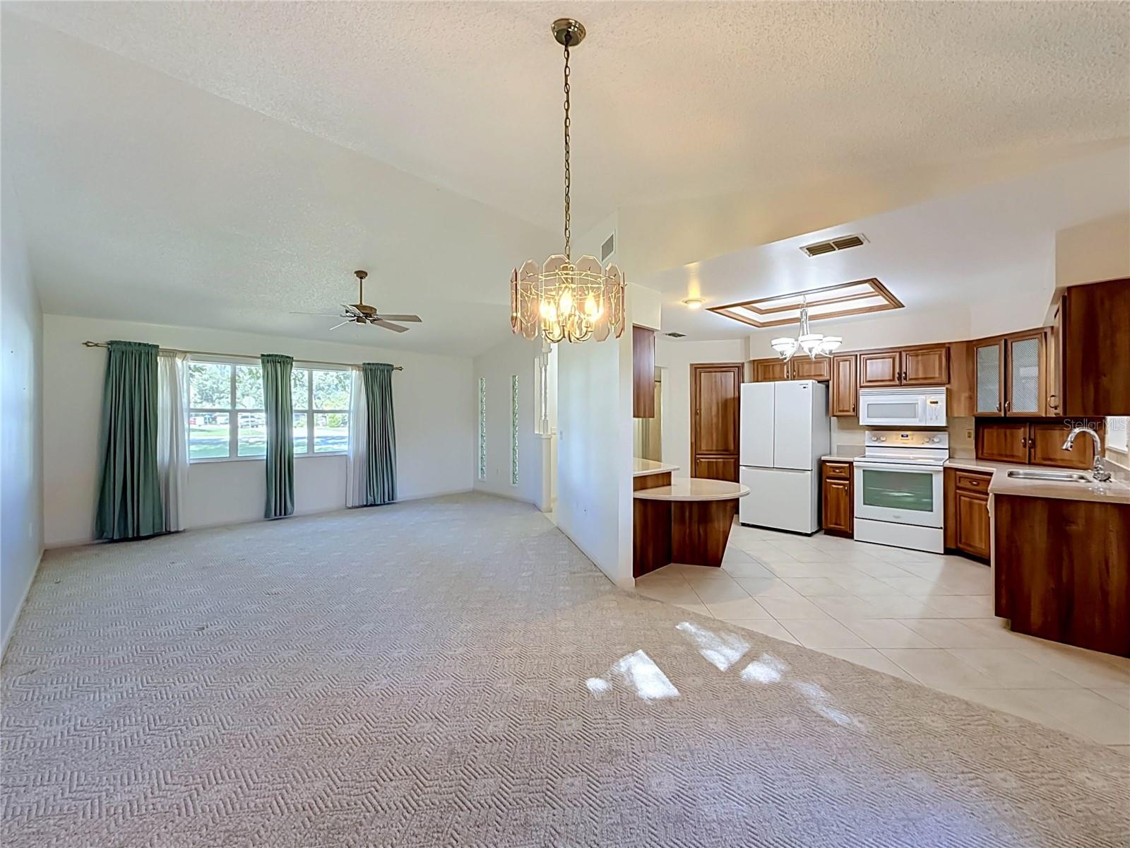 1428 NEW ABBEY AVENUE, Leesburg, FL 34788