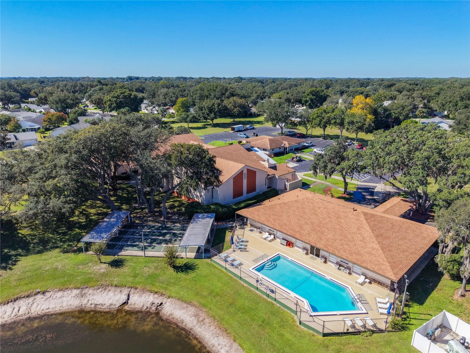 1428 NEW ABBEY AVENUE, Leesburg, FL 34788
