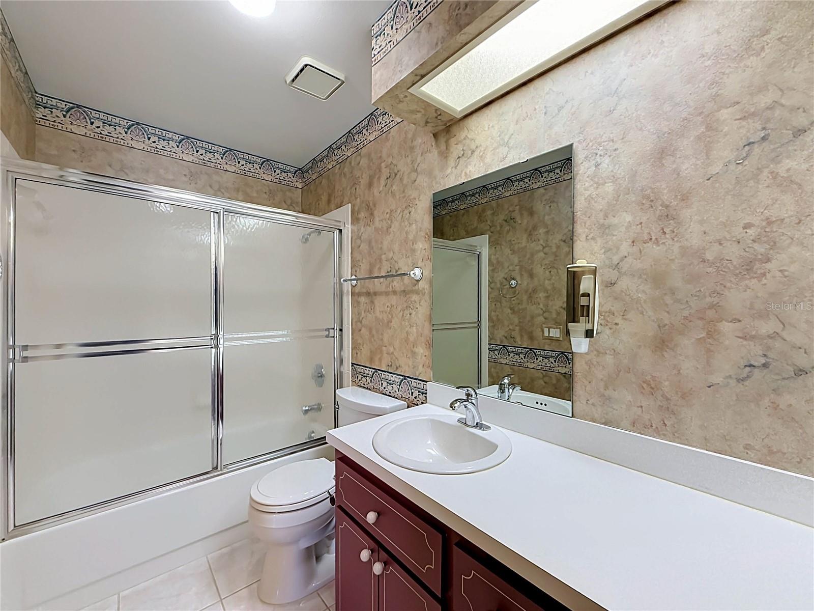 1428 NEW ABBEY AVENUE, Leesburg, FL 34788