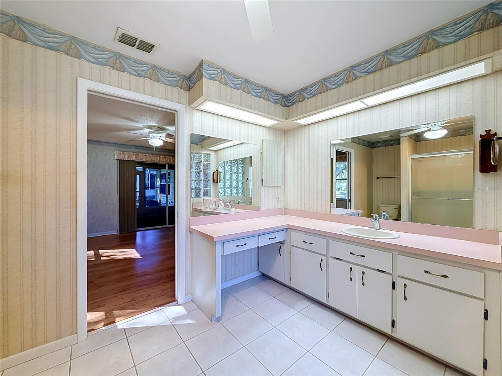 1428 NEW ABBEY AVENUE, Leesburg, FL 34788