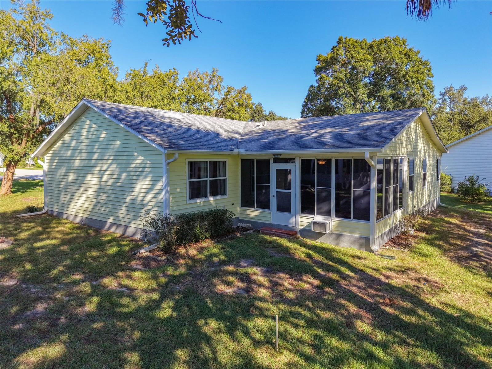 1428 NEW ABBEY AVENUE, Leesburg, FL 34788