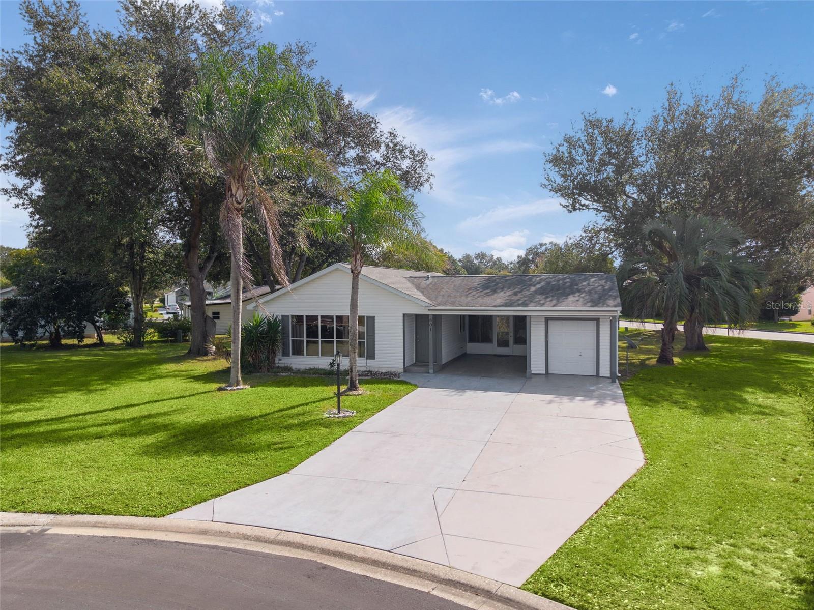 601 SANTIAGO COURT, The Villages, FL 32159
