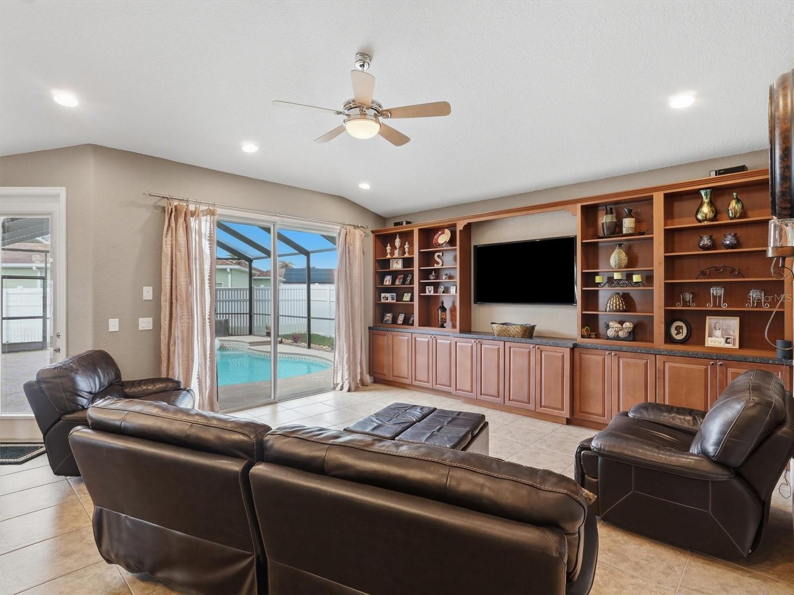 12420 NE 48TH CIRCLE, Oxford, FL 34484