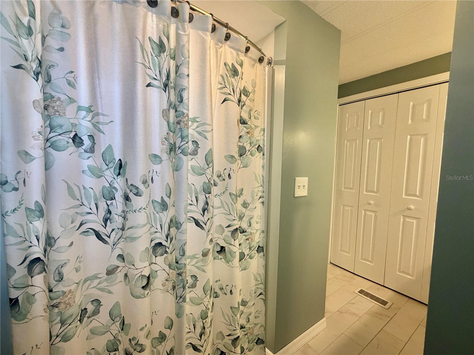 109 CAMELLIA TRAIL, Leesburg, FL 34748