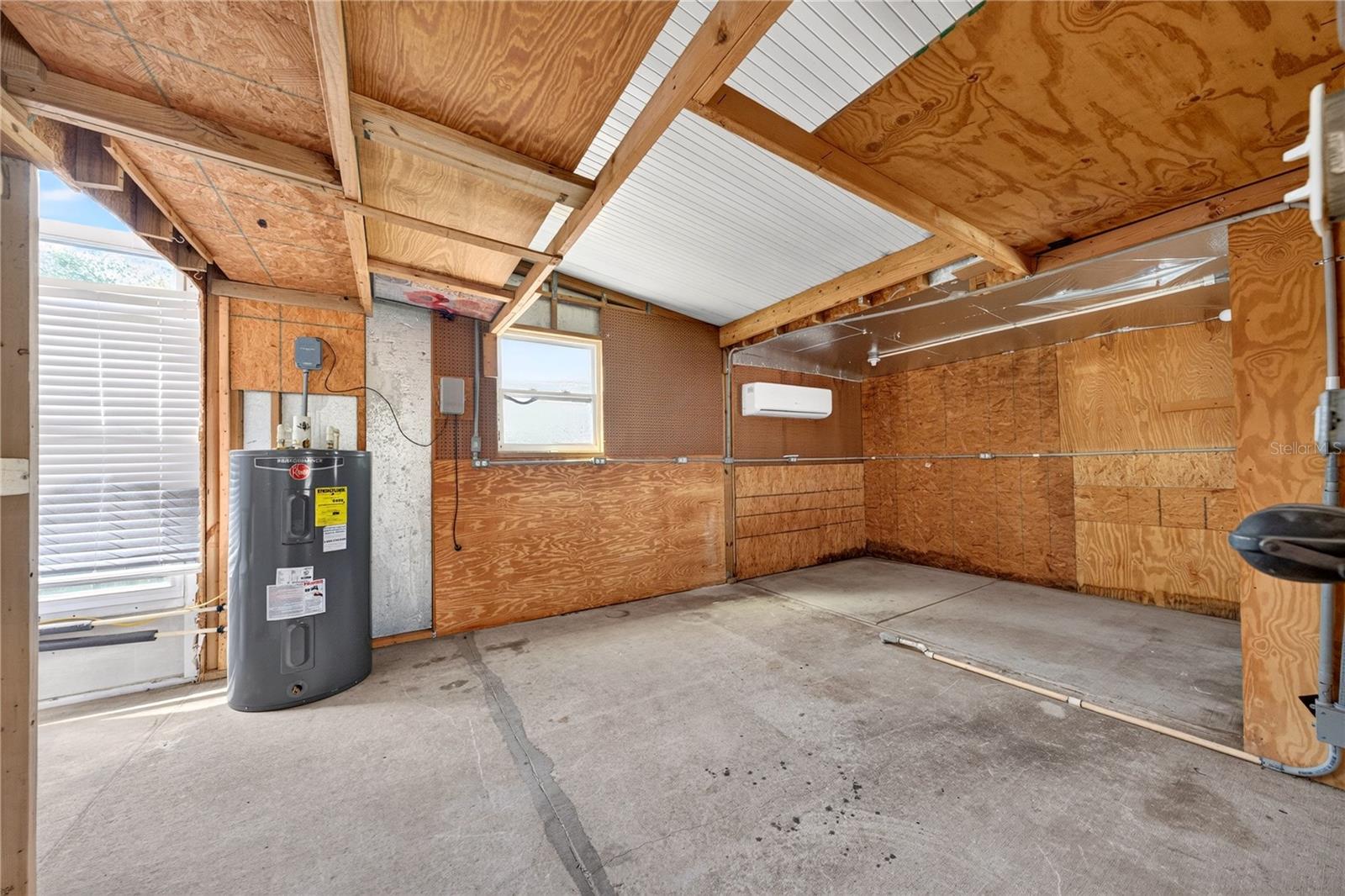 2722 VINDALE ROAD, Tavares, FL 32778