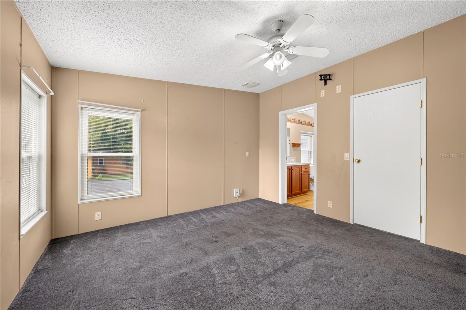 2722 VINDALE ROAD, Tavares, FL 32778