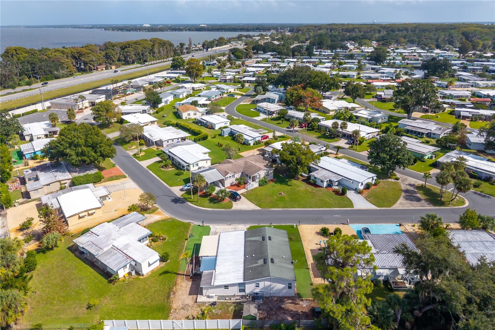 2722 VINDALE ROAD, Tavares, FL 32778