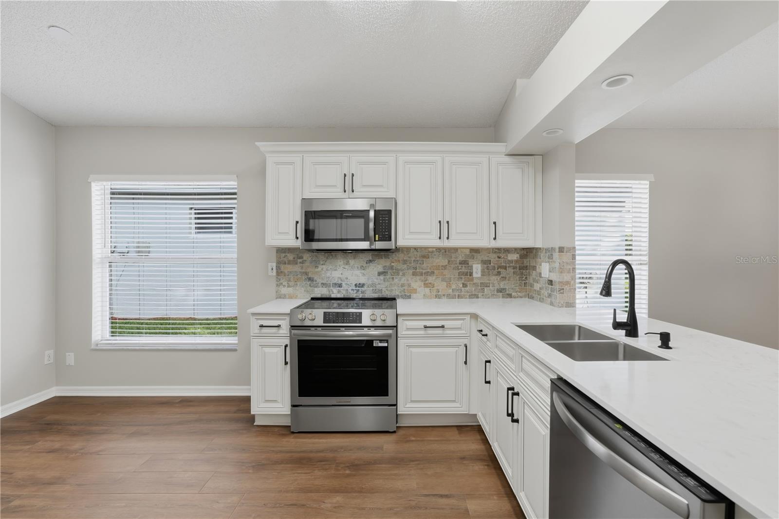 3675 EVERSHOLT STREET, Clermont, FL 34711