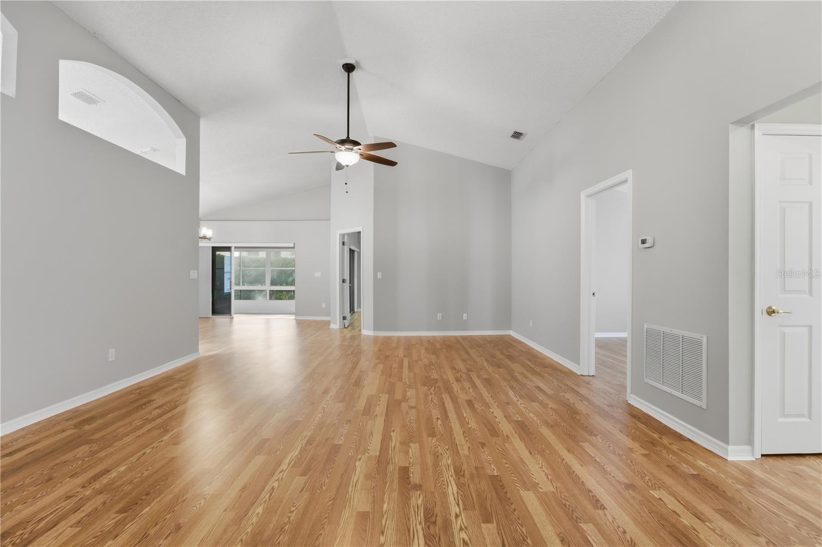 3675 EVERSHOLT STREET, Clermont, FL 34711