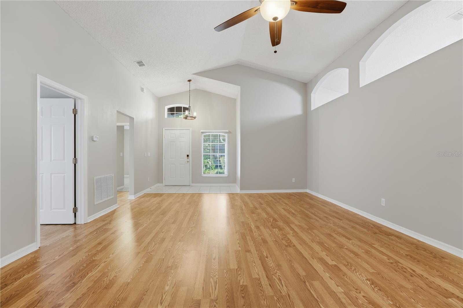 3675 EVERSHOLT STREET, Clermont, FL 34711