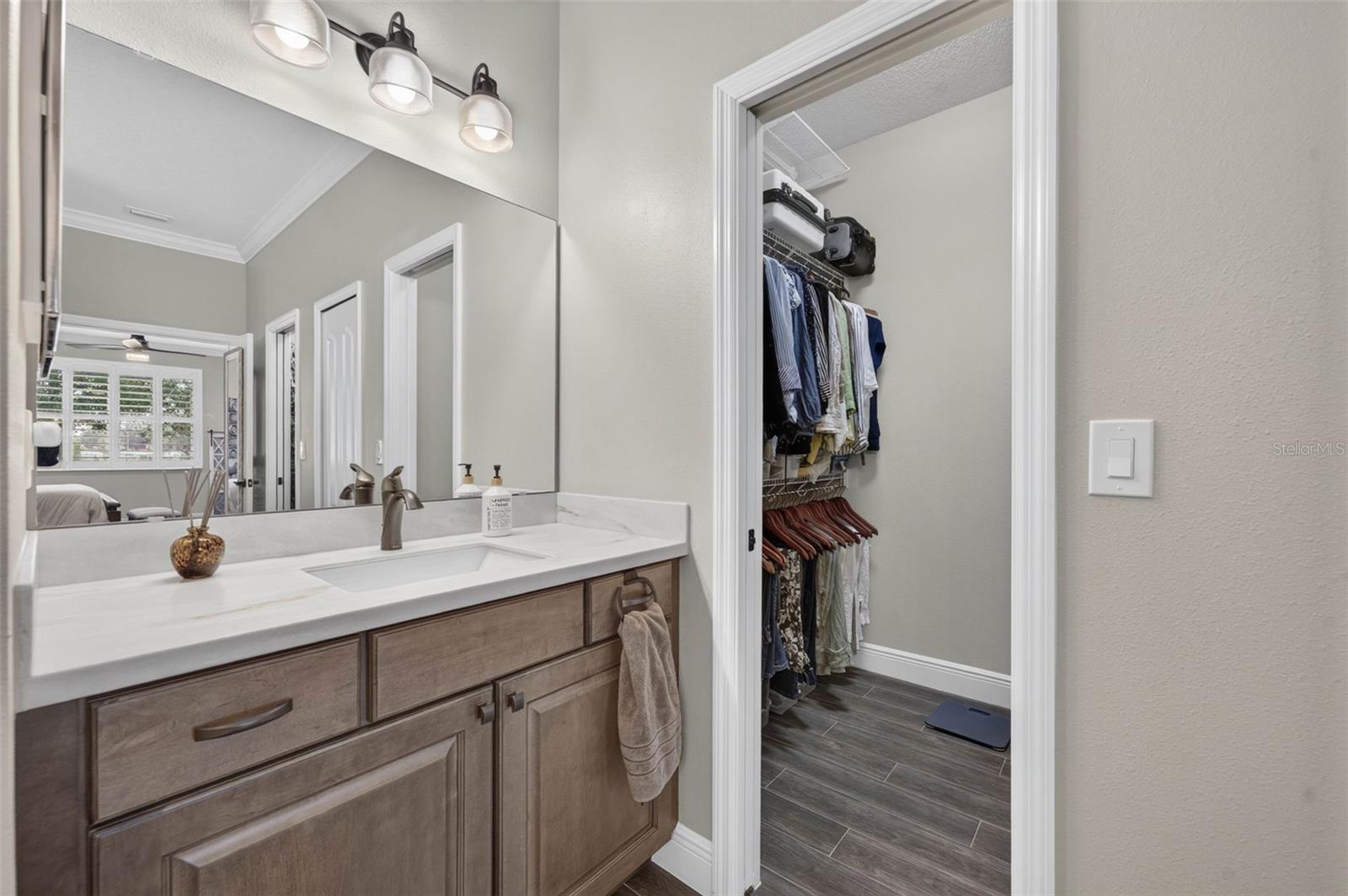 Primary Bath/2 walk in closets