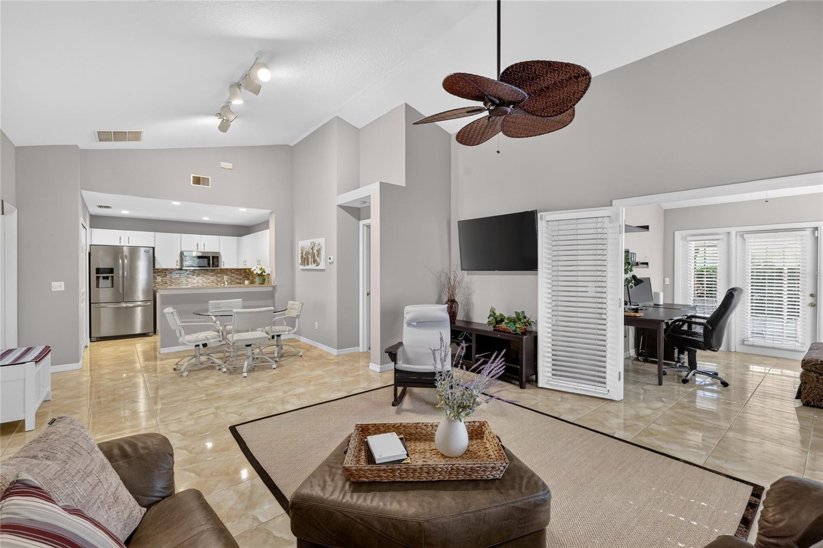 1771 COUNTRY CLUB BOULEVARD, Mount Dora, FL 32757