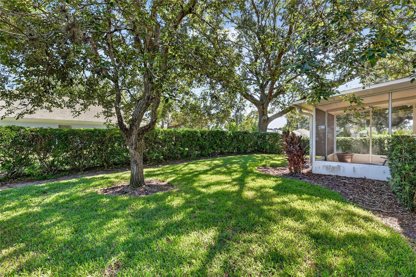 1771 COUNTRY CLUB BOULEVARD, Mount Dora, FL 32757