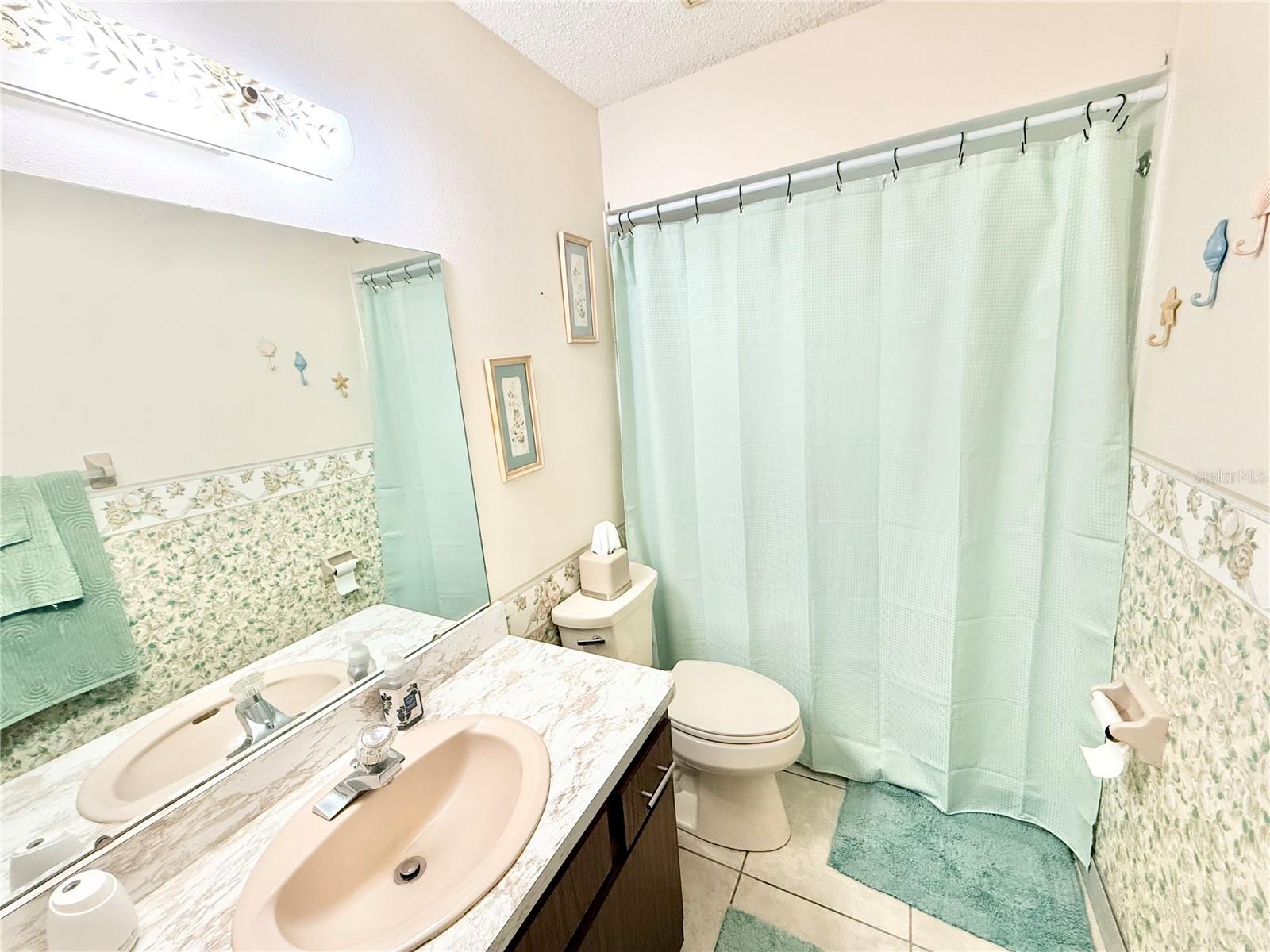 1031 PARK AVENUE, Tavares, FL 32778