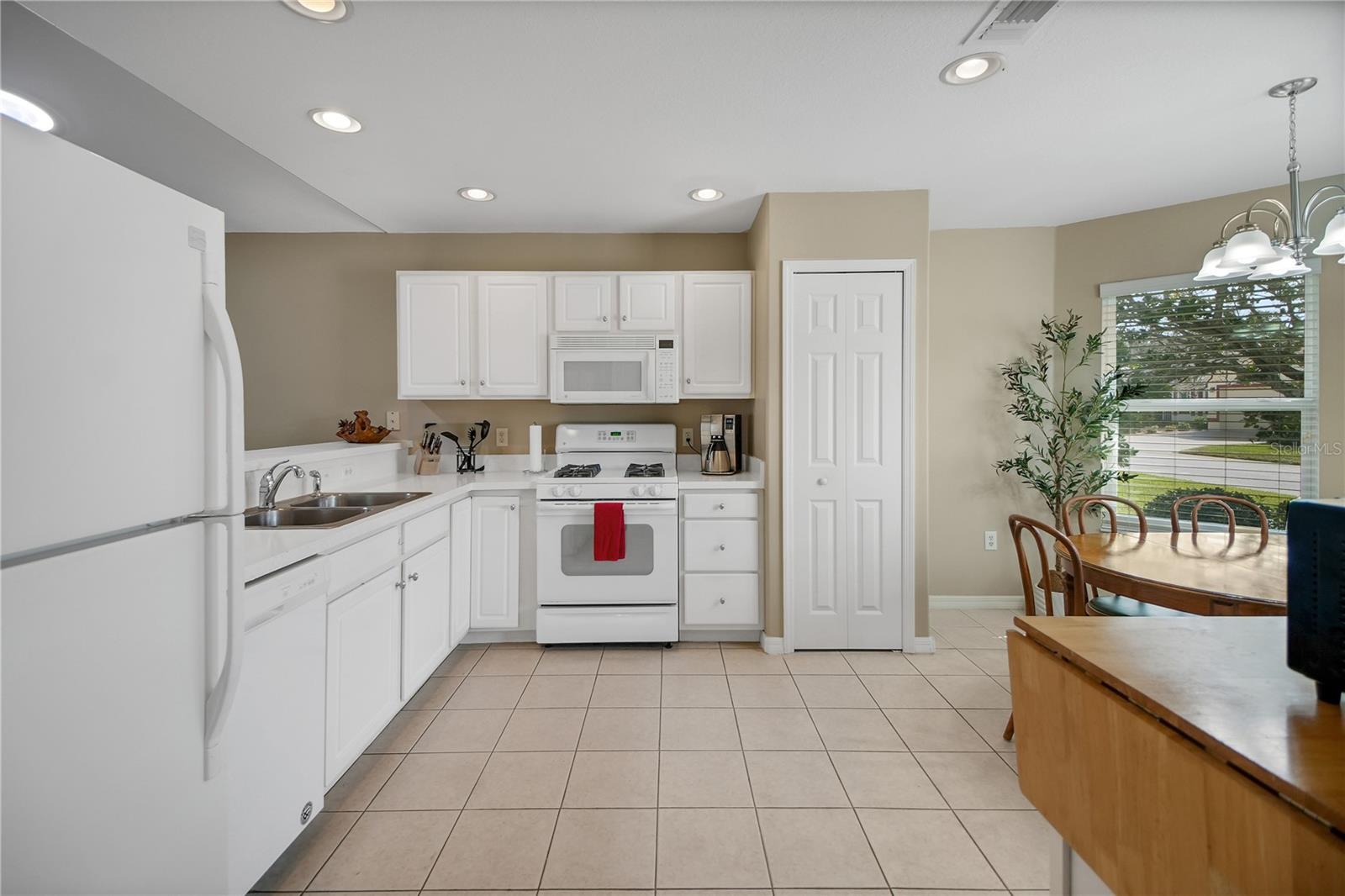 933 EAGLES LANDING, Leesburg, FL 34748